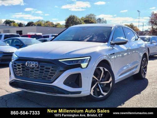 2024 Audi Q8 e-tron Prestige