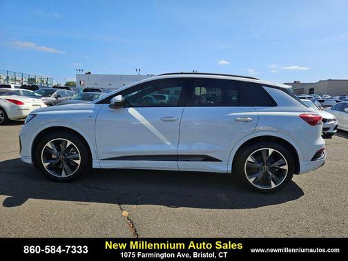 2025 Audi Q4 e-tron Premium 55 quattro