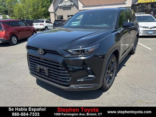 2025 Toyota Grand Highlander Hybrid Nightshade Edition