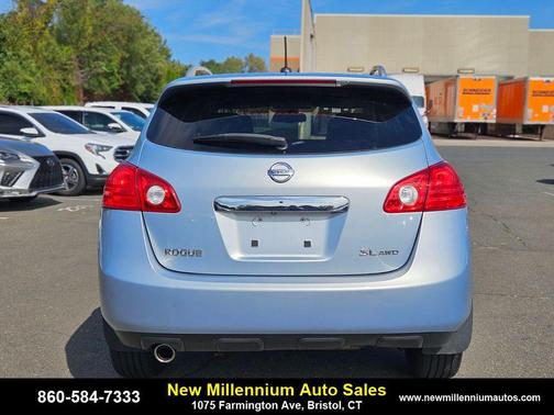 2011 Nissan Rogue SV