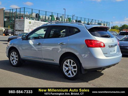 2011 Nissan Rogue SV
