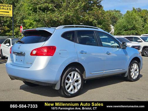 2011 Nissan Rogue SV