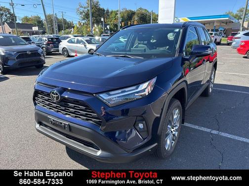 2025 Toyota RAV4 XLE Premium
