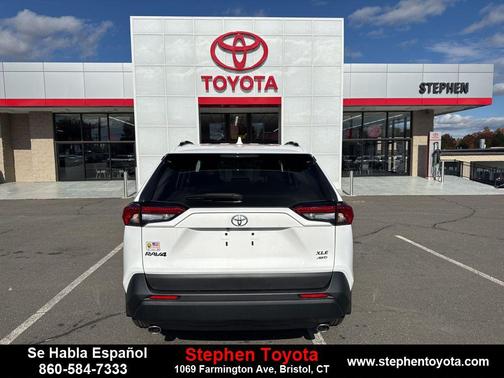 2025 Toyota RAV4 XLE