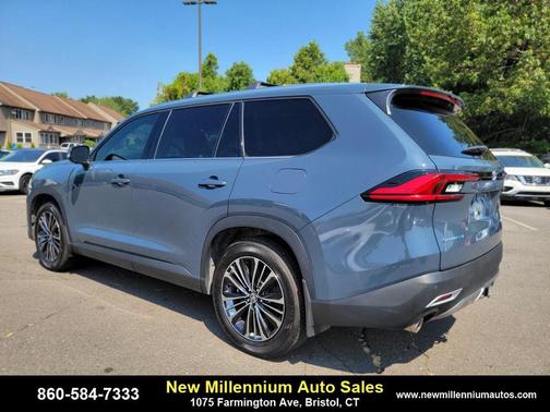 2024 Toyota Grand Highlander Hybrid Limited MAX