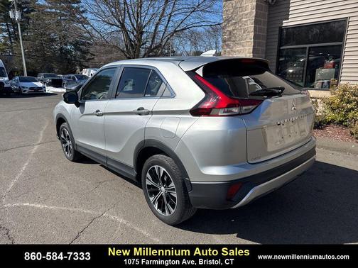 2022 Mitsubishi Eclipse Cross SE