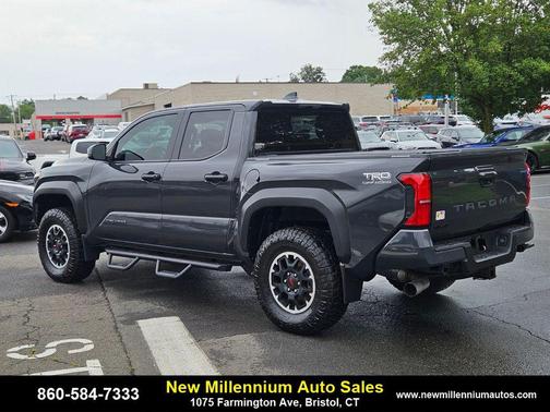 2024 Toyota Tacoma TRD Sport