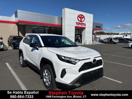 2025 Toyota RAV4 LE