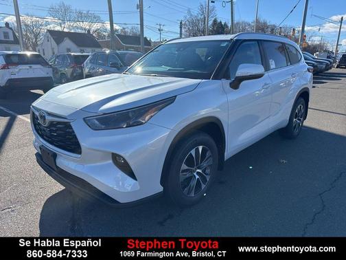 2026 Toyota Highlander XLE