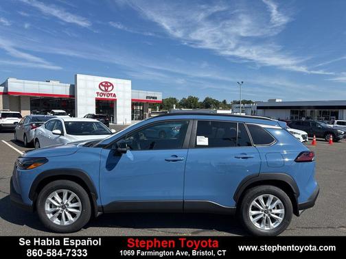 2026 Toyota Corolla Cross LE