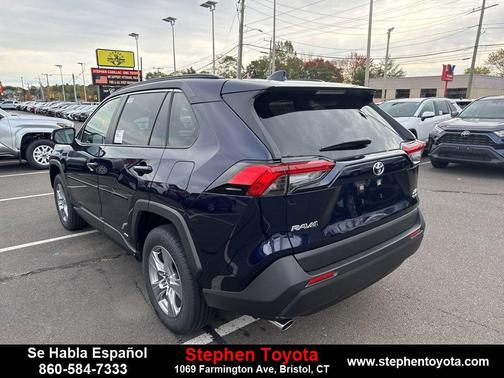 2025 Toyota RAV4 Hybrid XLE
