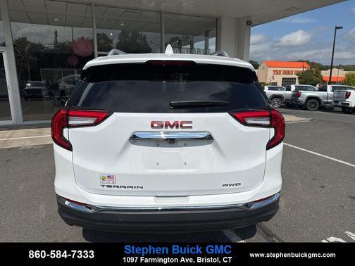 2022 GMC Terrain SLT