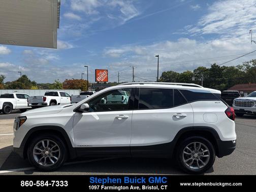 2022 GMC Terrain SLT