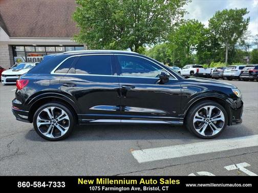 2020 Audi Q3 45 S line Prestige