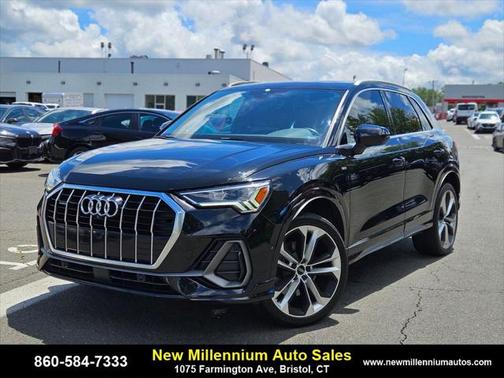 2020 Audi Q3 45 S line Prestige