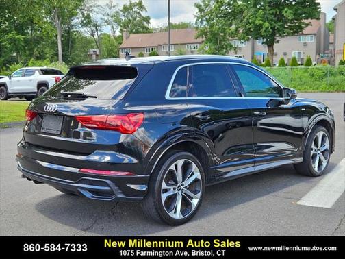 2020 Audi Q3 45 S line Prestige