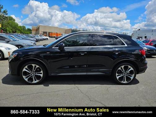 2020 Audi Q3 45 S line Prestige