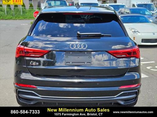 2020 Audi Q3 45 S line Prestige