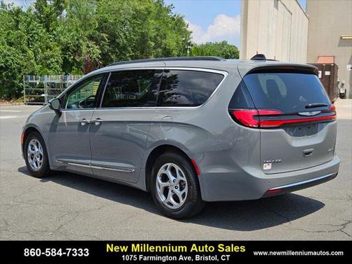 2023 Chrysler Pacifica Limited