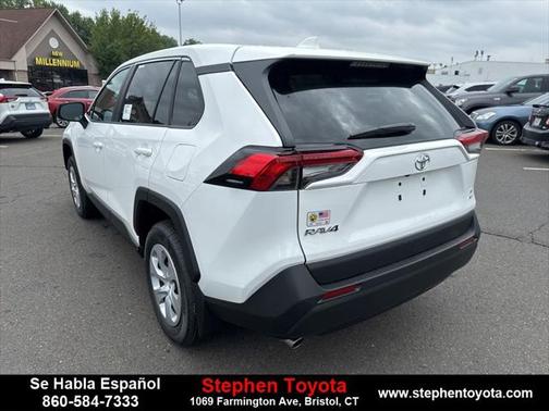 2025 Toyota RAV4 LE