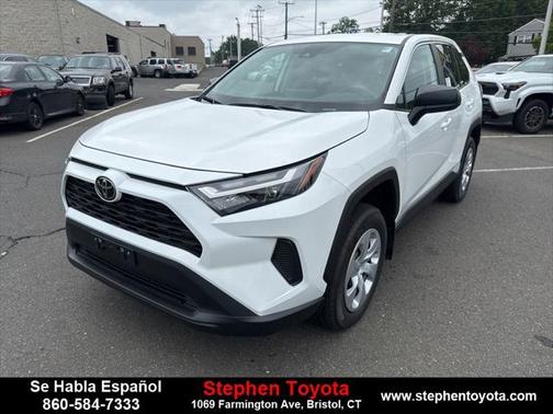 2025 Toyota RAV4 LE