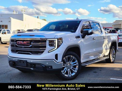 2024 GMC Sierra 1500 SLT