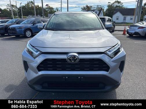 2025 Toyota RAV4 XLE