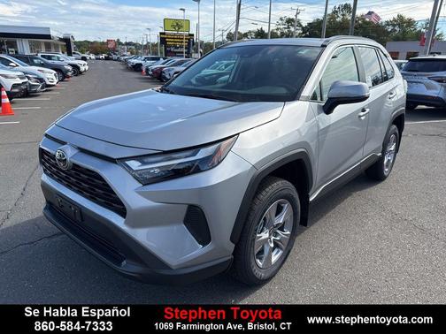 2025 Toyota RAV4 XLE