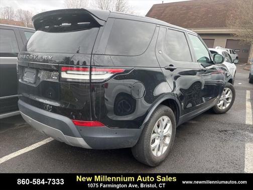2020 Land Rover Discovery SE