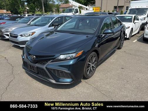2021 Toyota Camry SE