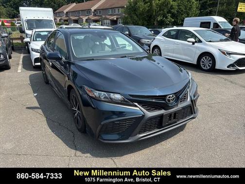 2021 Toyota Camry SE