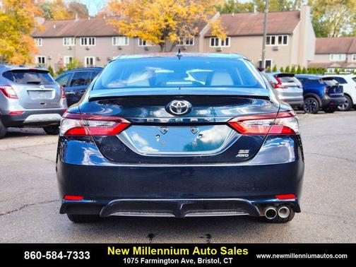 2021 Toyota Camry SE