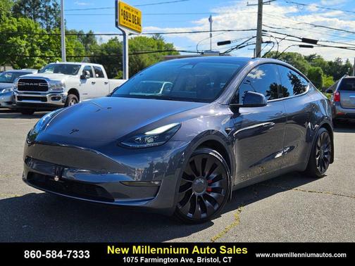 2023 Tesla Model Y Performance Dual Motor All-Wheel Drive