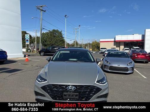 2022 Hyundai SONATA SEL