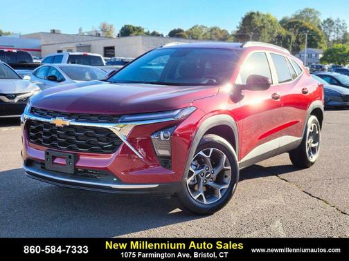 2025 Chevrolet Trax LT
