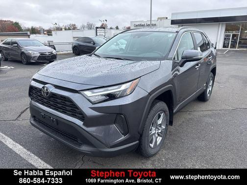 2025 Toyota RAV4 Hybrid XLE