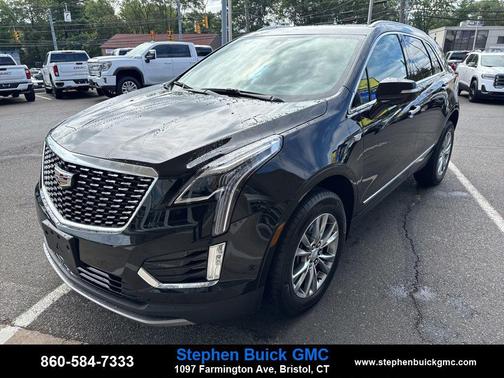 2022 Cadillac XT5 Premium Luxury