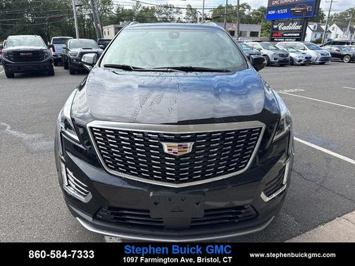 2022 Cadillac XT5 Premium Luxury
