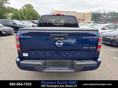 2022 Nissan Frontier SV