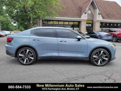 2022 Polestar 2 Long Range Dual Motor