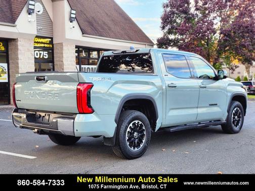 2022 Toyota Tundra SR5