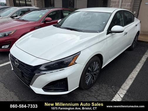 2023 Nissan Altima 2.5 SV