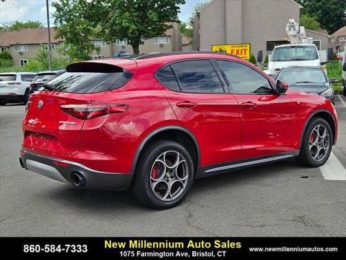 2022 Alfa Romeo Stelvio Ti