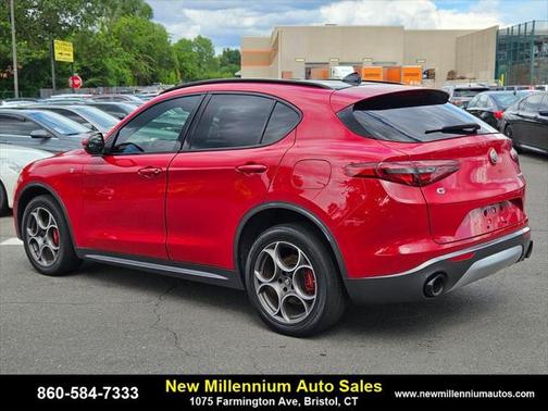 2022 Alfa Romeo Stelvio Ti