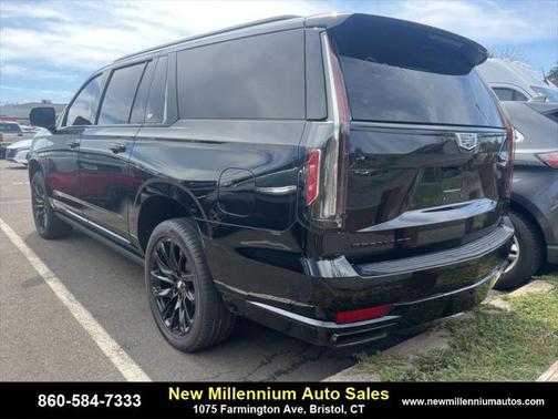 2023 Cadillac Escalade ESV Sport Platinum