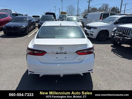 2023 Toyota Camry SE