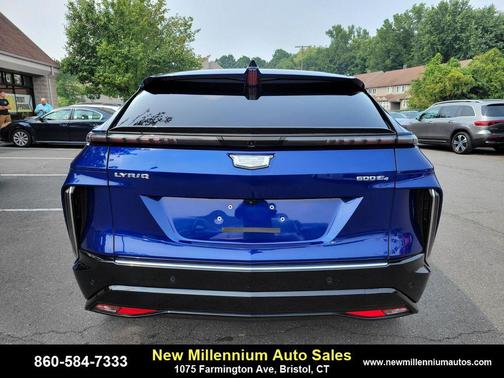 2024 Cadillac LYRIQ Luxury