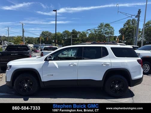 2023 GMC Acadia AWD AT4