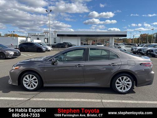 2024 Toyota Camry LE