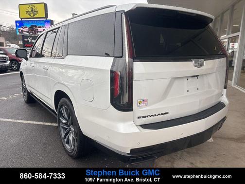 2022 Cadillac Escalade ESV Sport Platinum